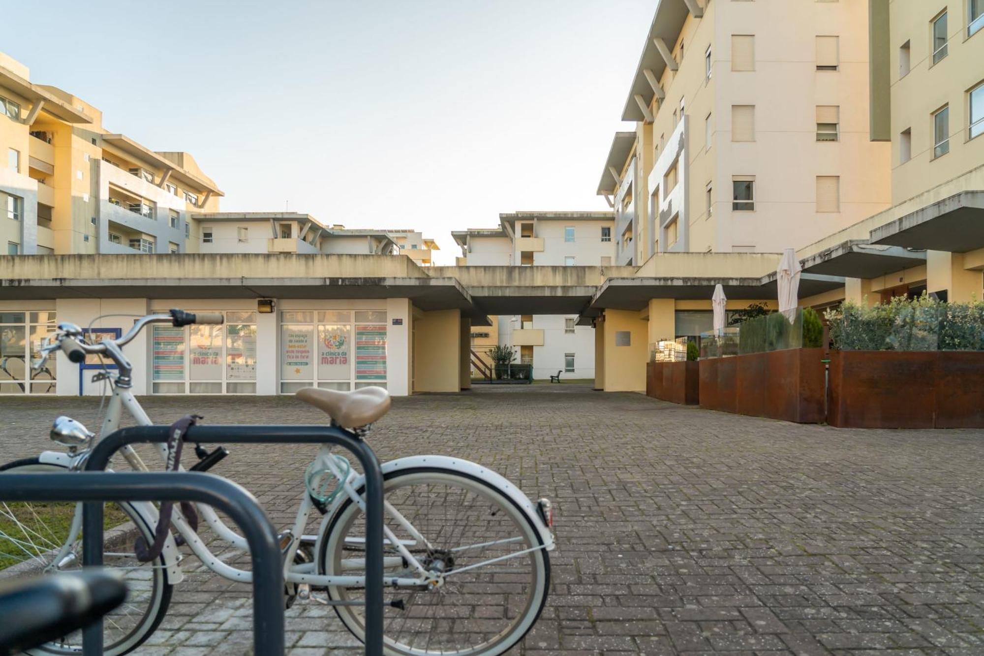 Apart T3 Com Piscina Tenis Ginasio E Parq Infant Lisboa Exteriér fotografie
